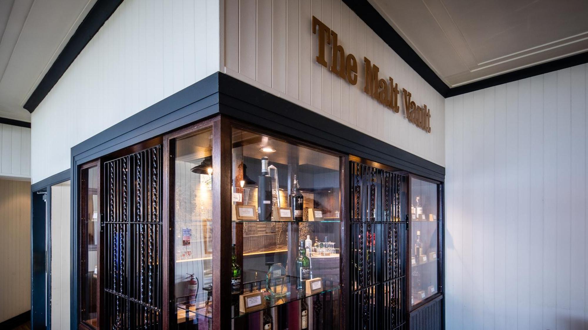 Karma Lake Of Menteith Hotel Stirling Luaran gambar